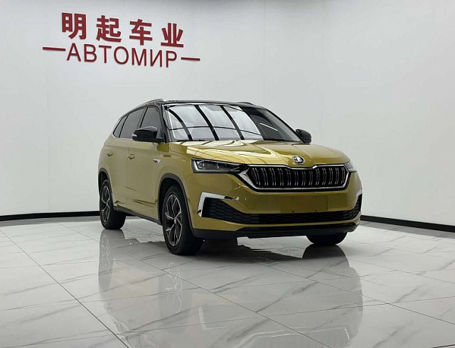 Skoda Kamiq 1.5 л 2022 г. желто-оранжевый, пробег 40000 км