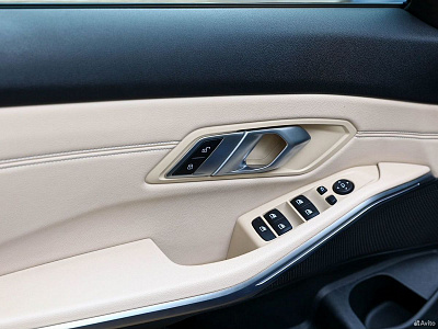 BMW 3 серии синий 2020