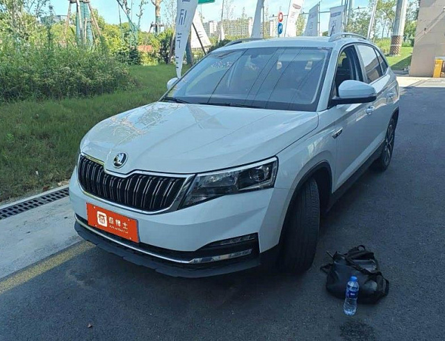 Skoda Kamiq 1.5 л 2022 г. Белый, пробег 10300 км