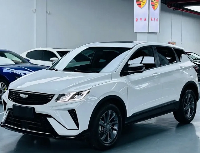 Geely Binyue 1.5 л 2025 г. Белый, пробег 800 км