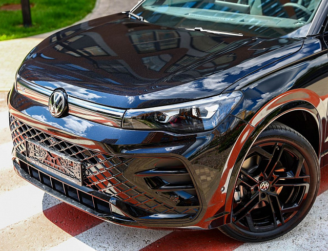 Volkswagen Tiguan черный 2026