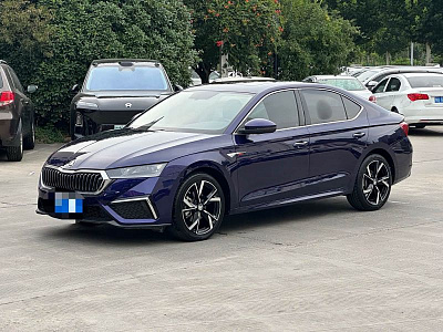 Skoda Octavia 1.4 л 2022 г. Голубой, пробег 43000 км