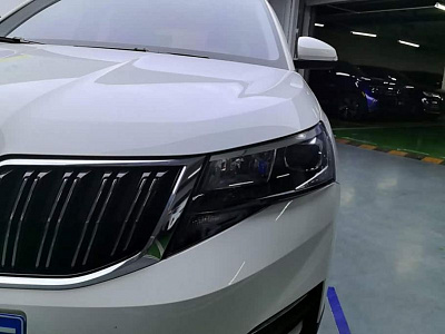 Skoda Kamiq 1.5 л 2021 г. Белый, пробег 46600 км