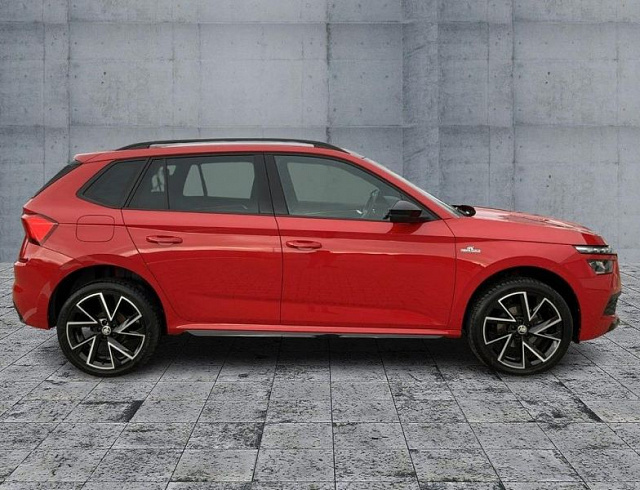 Skoda Kamiq 2021 г. Красный, пробег 29997 км