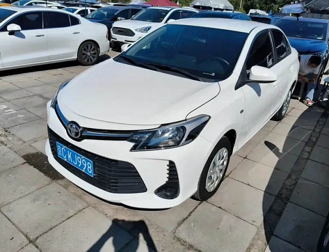Toyota Vios 1.5 л 2022 г. Белый, пробег 11000 км