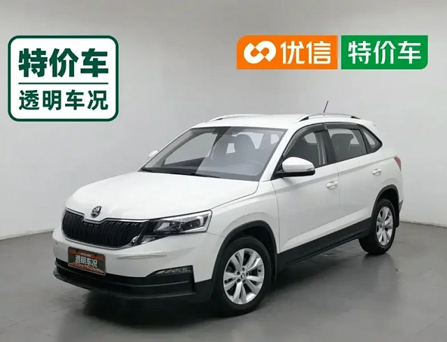 Skoda Kamiq 1.5 л 2023 г. Белый, пробег 49400 км