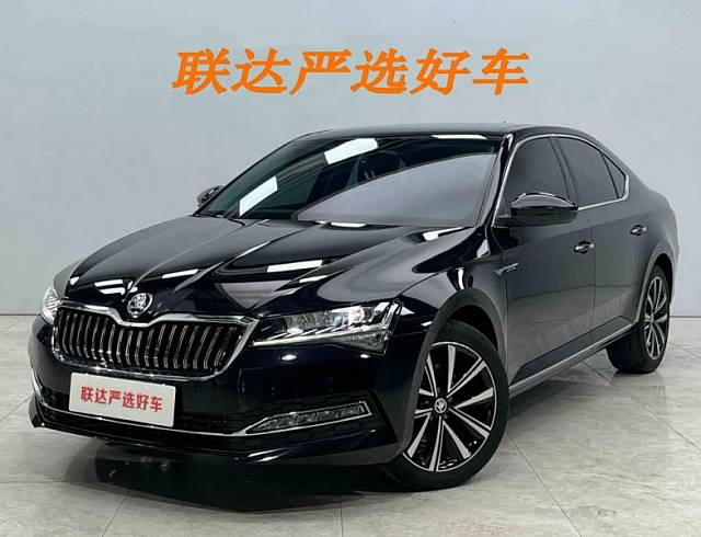 Skoda Superb 1.4 л 2024 г. Чёрный, пробег 8300 км