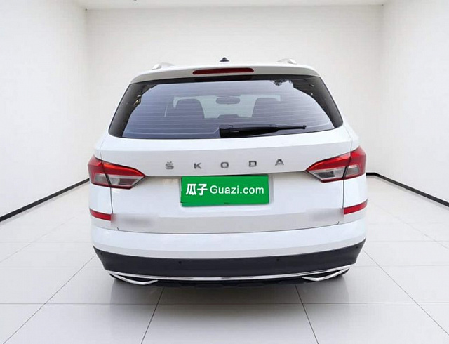 Skoda Kamiq 1.5 л 2022 г. Белый, пробег 22400 км