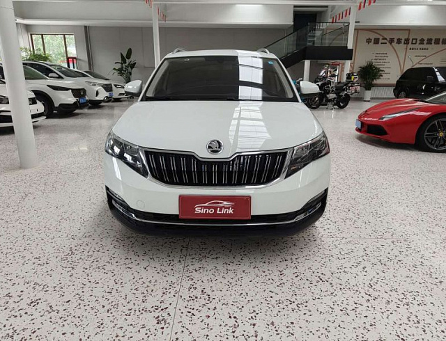 Skoda Kamiq 1.5 л 2023 г. Белый, пробег 17400 км
