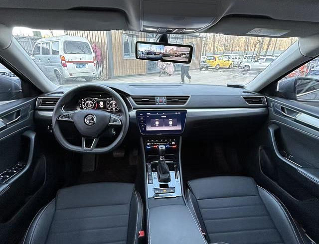 Skoda Superb