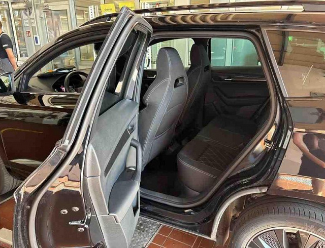 Skoda Karoq 2022 г. Чёрный, пробег 41300 км