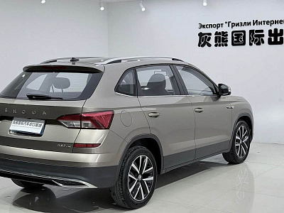 Skoda Kamiq 1.5 л 2023 г. желто-оранжевый, пробег 9800 км