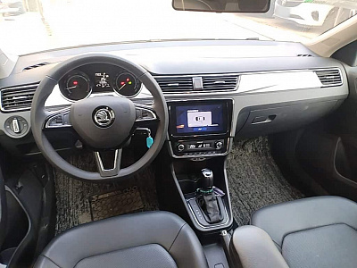 Skoda Rapid 1.5 л 2022 г. Белый, пробег 44400 км
