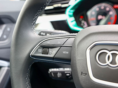 Audi Q3 серый 2026