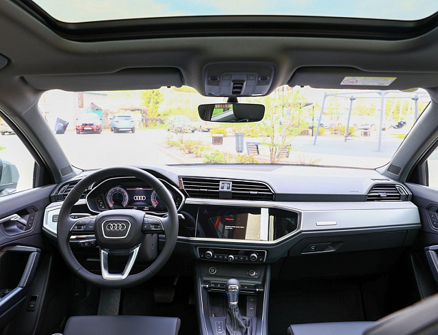 Audi Q3 серый 2026