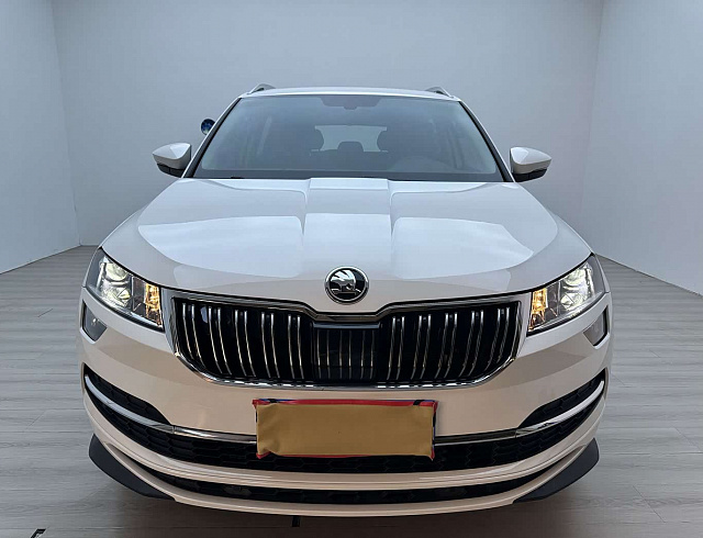 Skoda Karoq 1.4 л 2022 г. Белый, пробег 37000 км