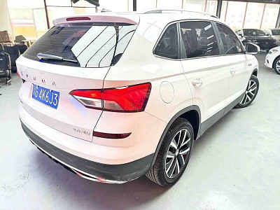 Skoda Kamiq 1.5 л 2023 г. Белый, пробег 13000 км