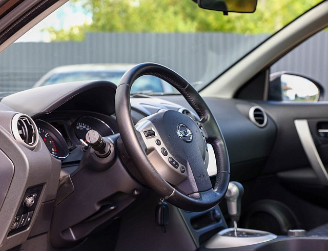 Nissan Qashqai+2  2011
