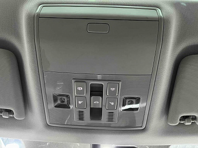 Skoda Superb 1.4 л 2024 г. Чёрный, пробег 10000 км