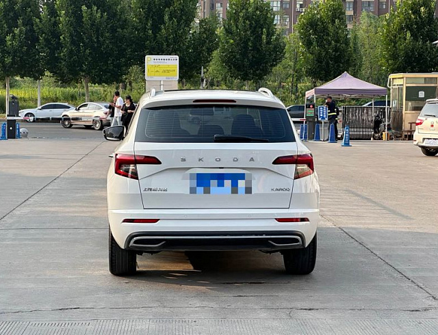Skoda Karoq 1.4 л 2022 г. Белый, пробег 38000 км