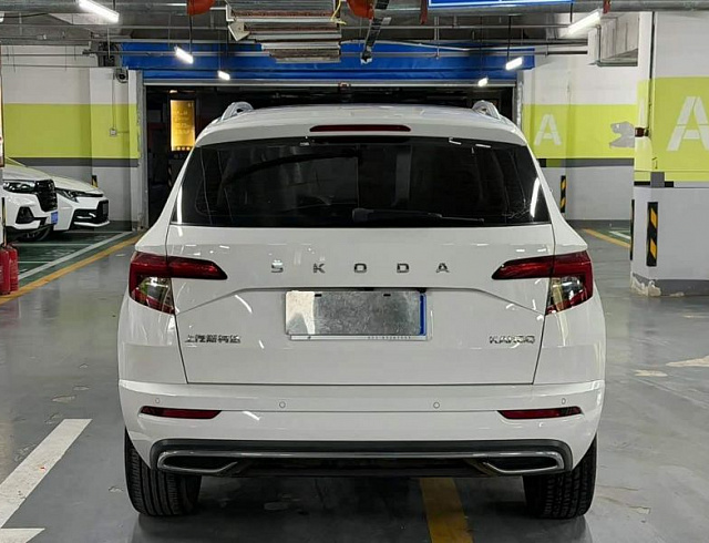 Skoda Karoq 1.4 л 2022 г. Белый, пробег 30000 км