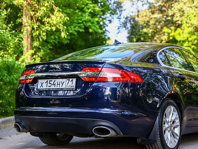 Jaguar XF