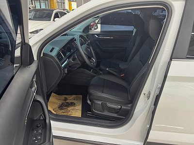 Skoda Kamiq 1.5 л 2023 г. Белый, пробег 5000 км