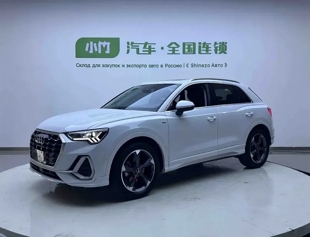 Audi Q3 1.4 л 2023 г. Белый, пробег 28300 км