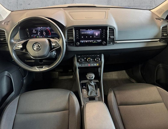 Skoda Karoq 2023 г. Серый, пробег 54212 км
