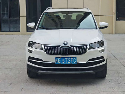 Skoda Karoq 1.4 л 2022 г. Белый, пробег 20000 км