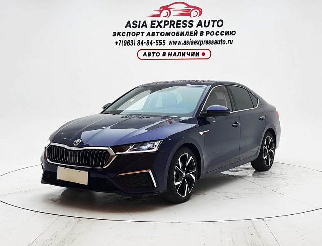 Skoda Octavia 1.4 л 2022 г. Голубой, пробег 49000 км