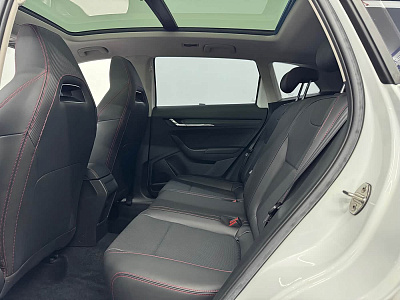 Skoda Kamiq 1.5 л 2024 г. Белый, пробег 30000 км