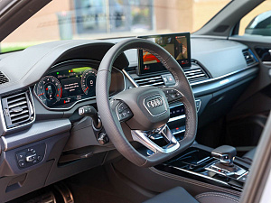 Audi Q5 серый 2026
