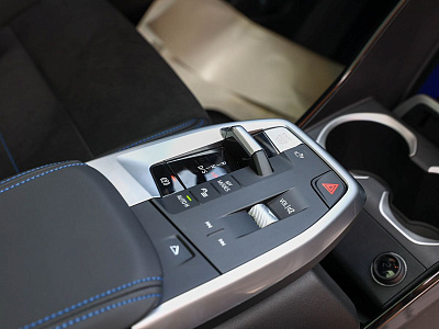 BMW X1 серый 2025