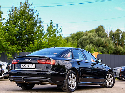 Audi A6 черный 2015