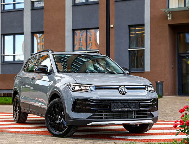 Volkswagen Tharu XR серый 2026