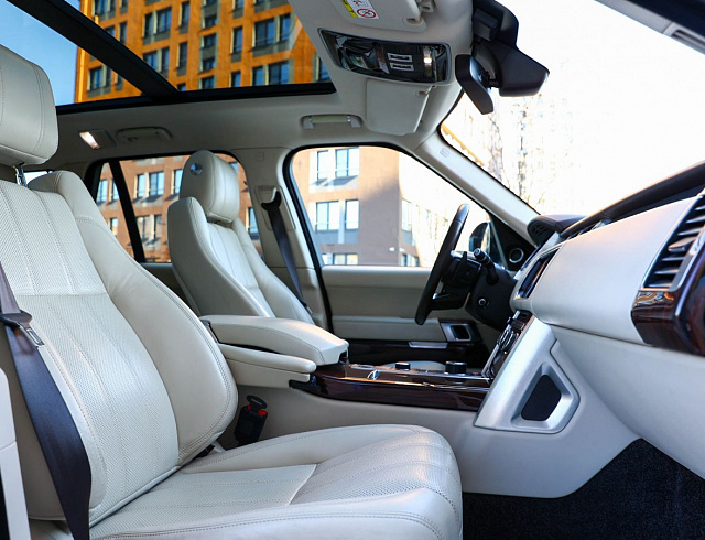 Land Rover Range Rover белый 2016