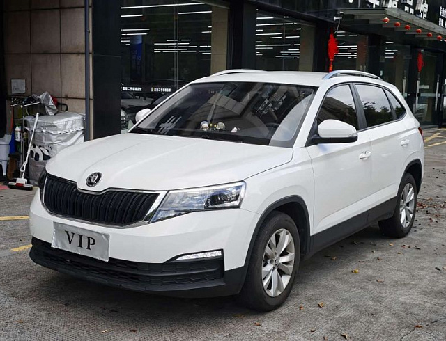 Skoda Kamiq 1.5 л 2021 г. Белый, пробег 19000 км