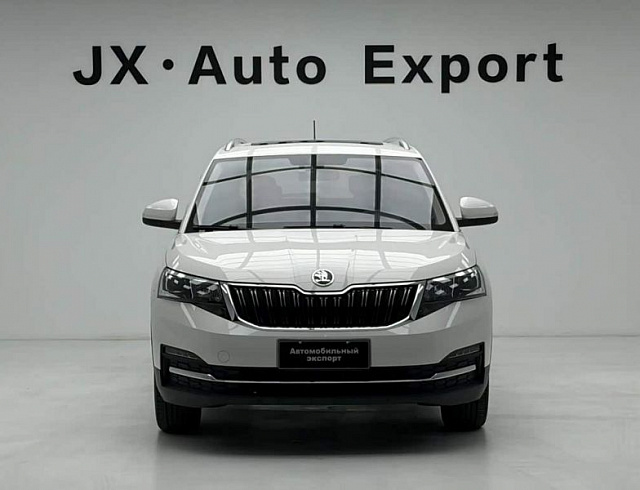 Skoda Kamiq 1.5 л 2022 г. Белый, пробег 22000 км