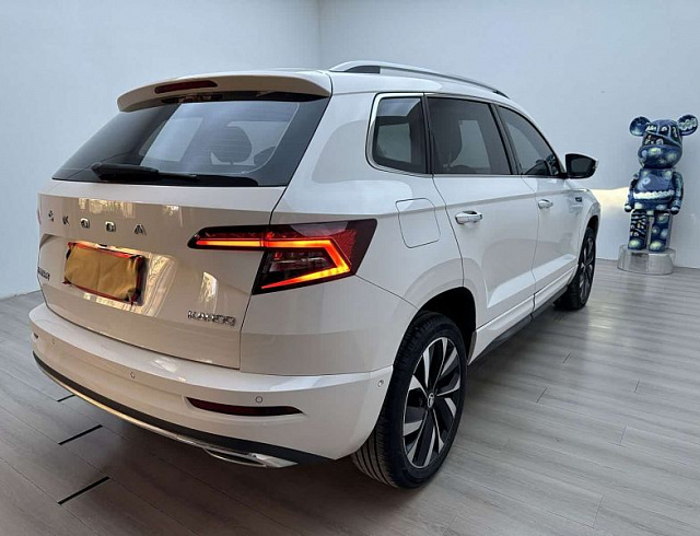 Skoda Karoq 1.4 л 2022 г. Белый, пробег 37000 км