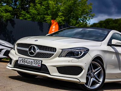 Mercedes-Benz CLA белый 2013