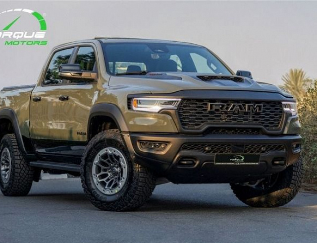 RAM 1500 3.0 л 2026 г. Зелёный