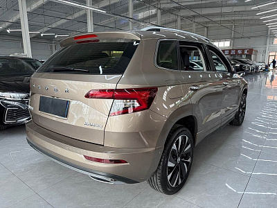 Skoda Karoq 1.4 л 2022 г. шампань/коричневый, пробег 15500 км