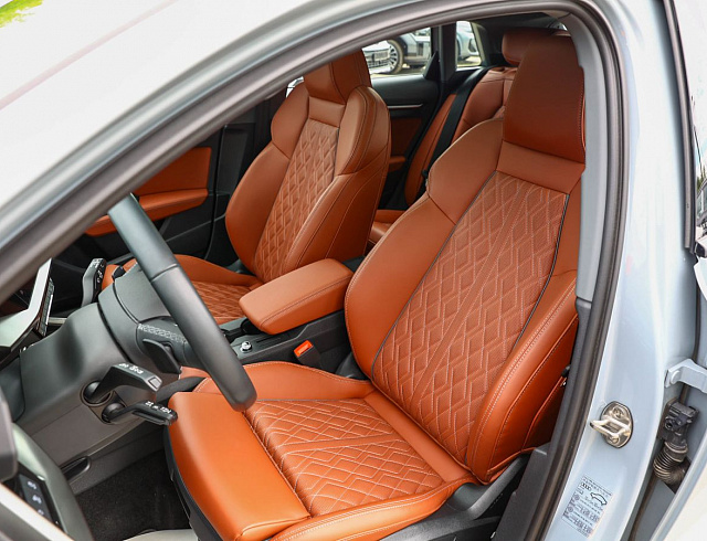 Audi A3 серый 2025