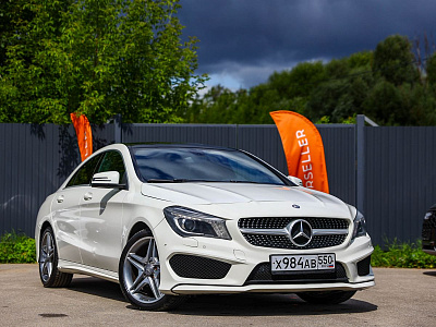 Mercedes-Benz CLA белый 2013