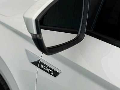 Skoda Karoq 1.4 л 2023 г. Белый, пробег 16000 км