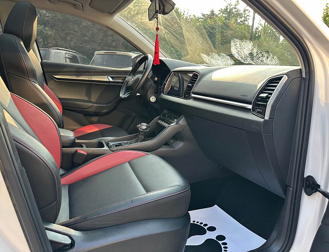 Skoda Karoq 1.4 л 2022 г. Белый, пробег 38000 км