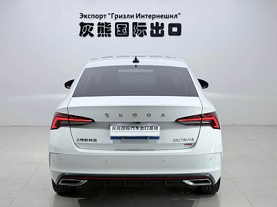 Skoda Octavia 1.4 л 2024 г. Белый, пробег 12000 км