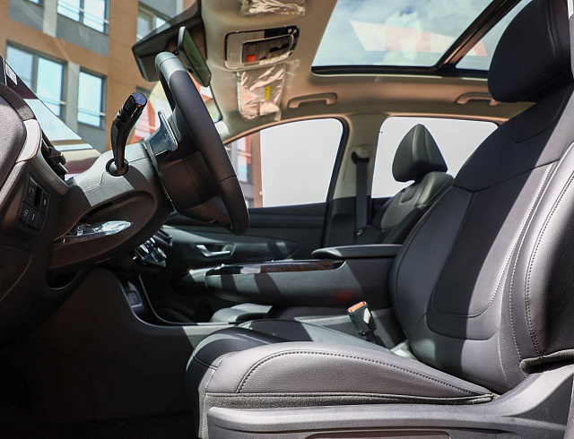 Hyundai Tucson серый 2026
