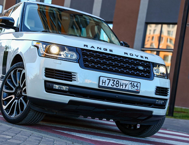 Land Rover Range Rover белый 2016